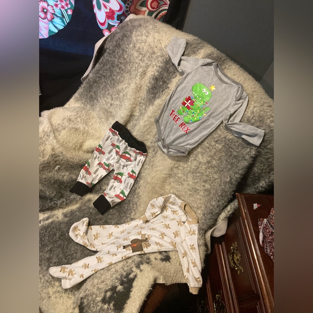 9-12 Month Christmas Bundle